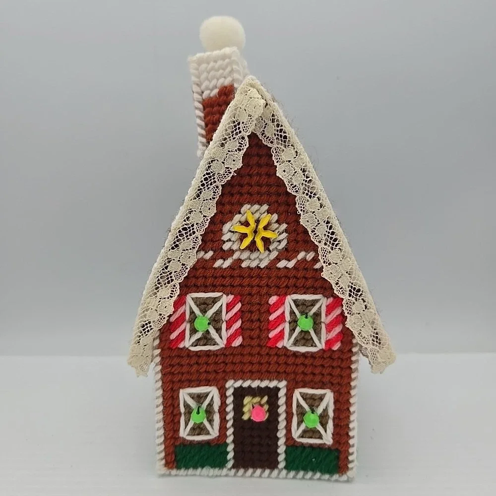 VTG Handmade Plastic Canvas Needlepoint Gingerbread‎ House Christmas Tan